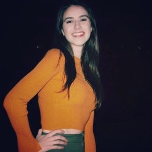 Meet your Posher, Julia